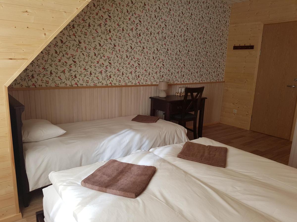 Risti Kodumajutus Apartment Lemsi Екстериор снимка