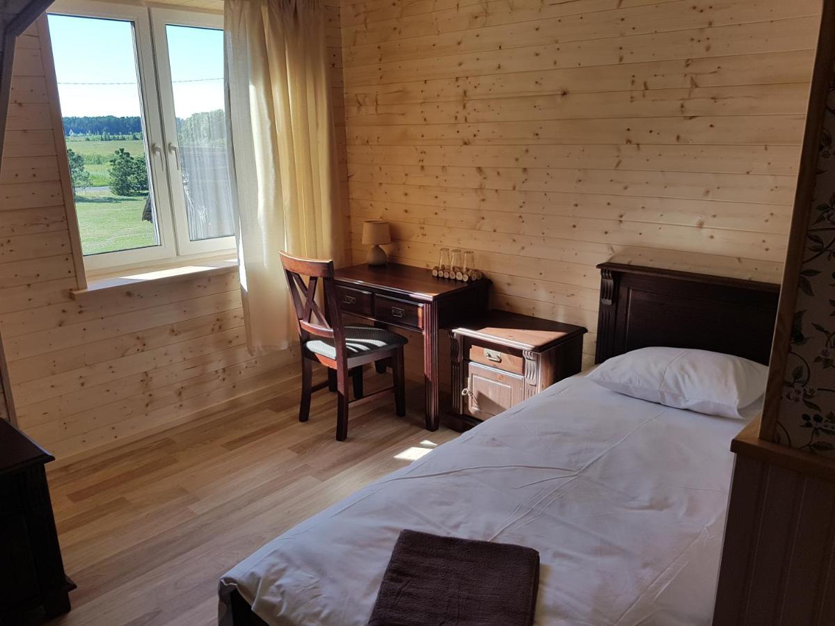 Risti Kodumajutus Apartment Lemsi Екстериор снимка