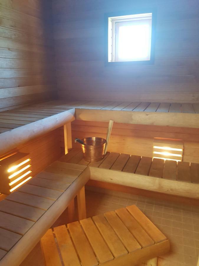 Risti Kodumajutus Apartment Lemsi Екстериор снимка