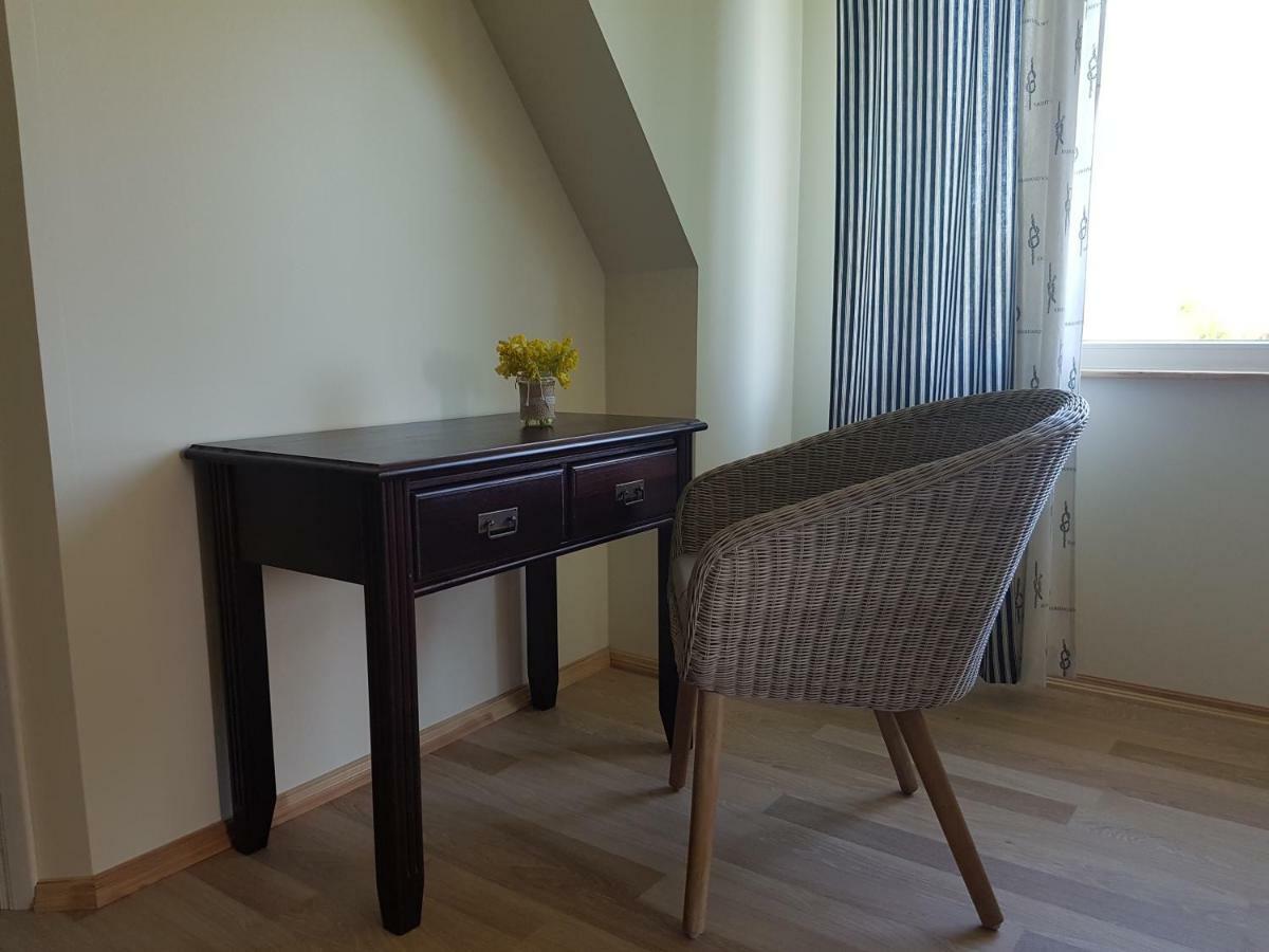 Risti Kodumajutus Apartment Lemsi Екстериор снимка